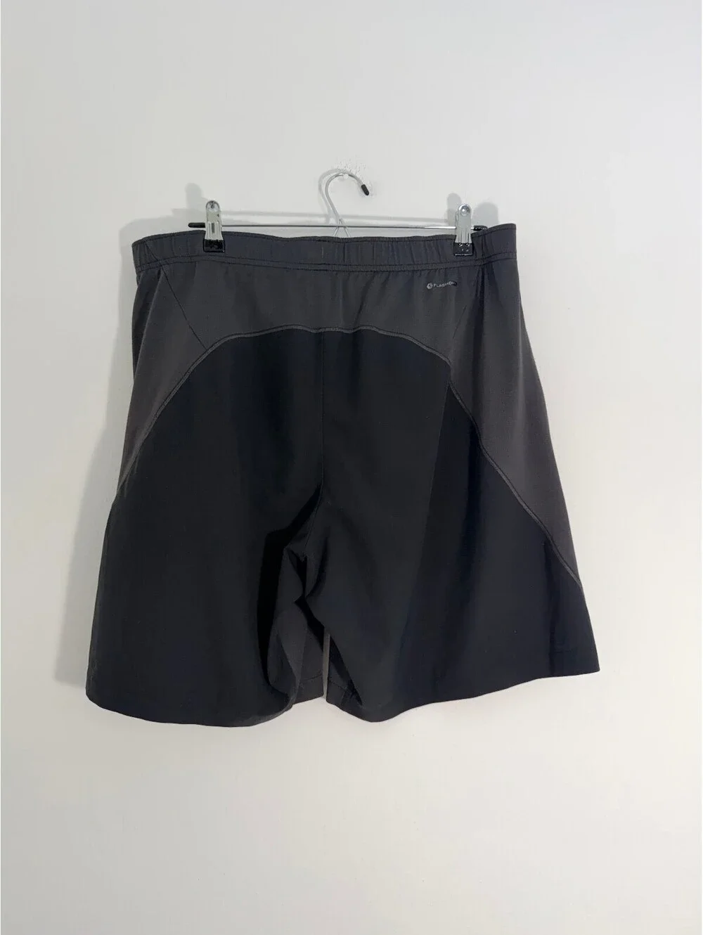 The North Face FlashDry Running Athletic Shorts Men's Large Performance Training